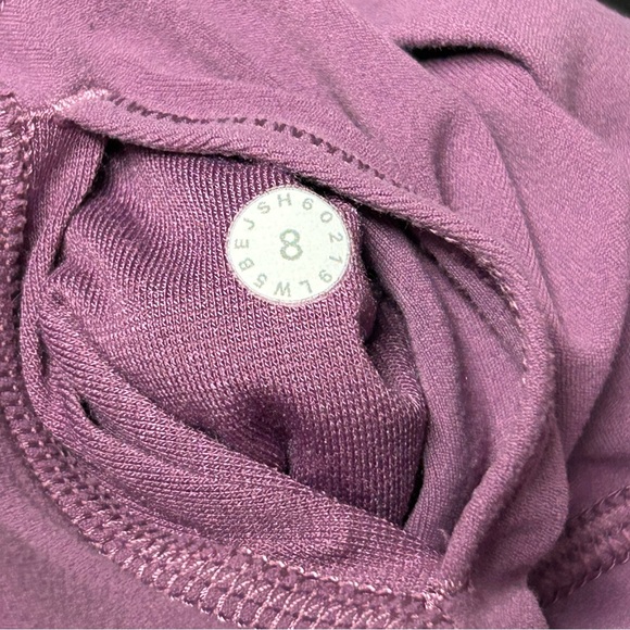 Lululemon leggings sz 8 - Picture 4 of 4